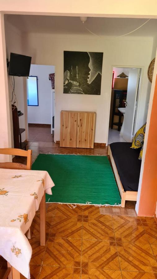 Baobab Moz Lodge Vila Nova de Milfontes Eksteriør bilde